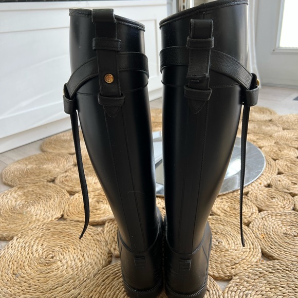 Burberry rain boots in black. Size 38 - Picture 4 of 6